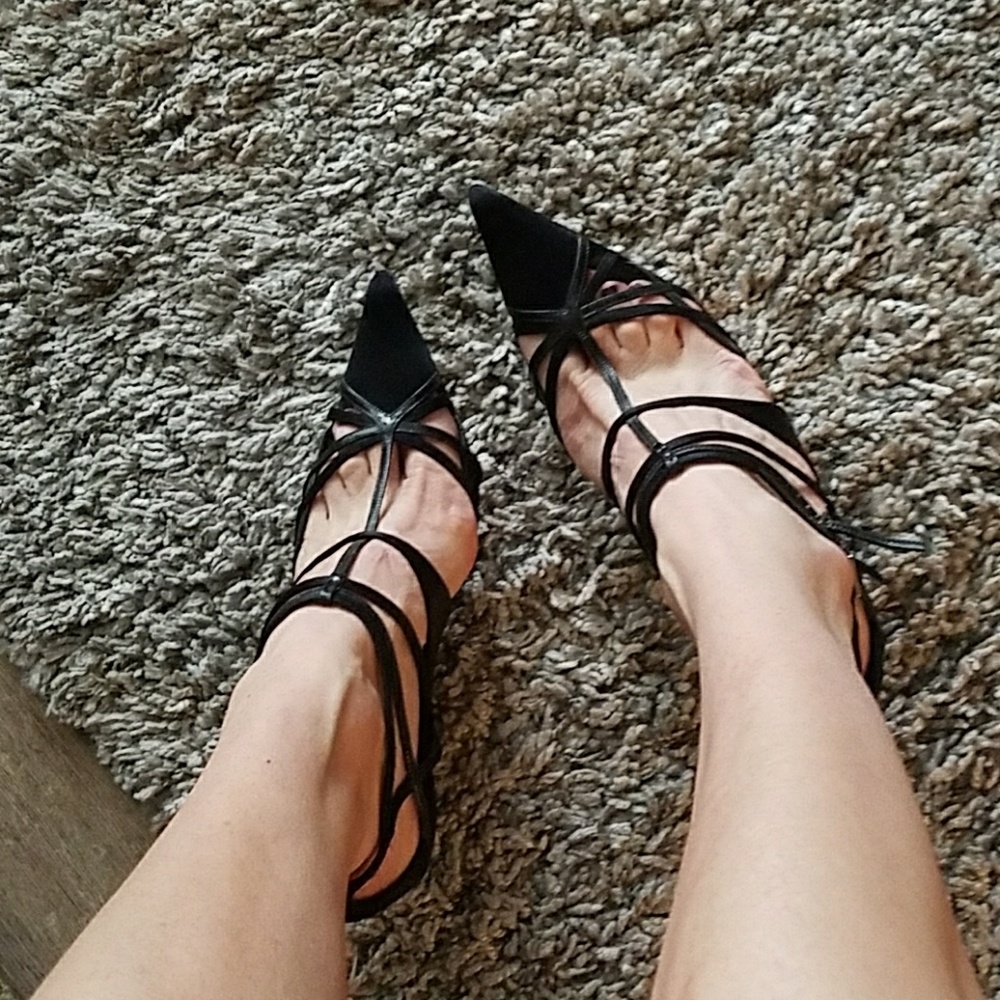Authentic Dior evening vintage pump.